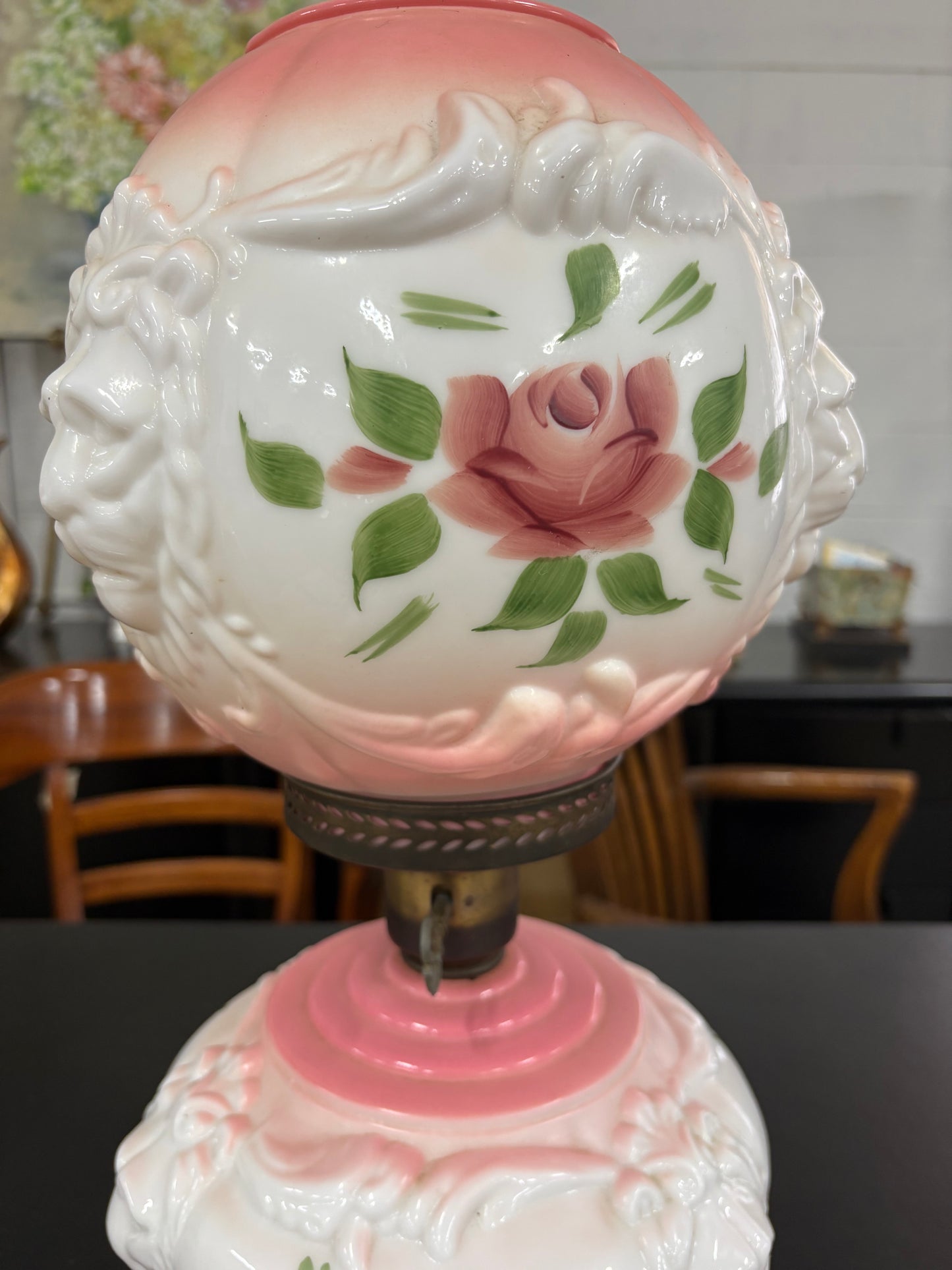 Vintage Phoenix “Gone With the Wind” Parlor Lamp – 1940s – Pink & White Milk Glass